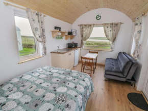 The Snuggly Sheep Shepherd Hut Farm Stay